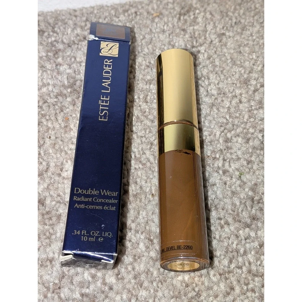 Estee Lauder Double Wear Radiant Concealer‎ 8N Very Deep Neutral 34 Fl Oz 10ml